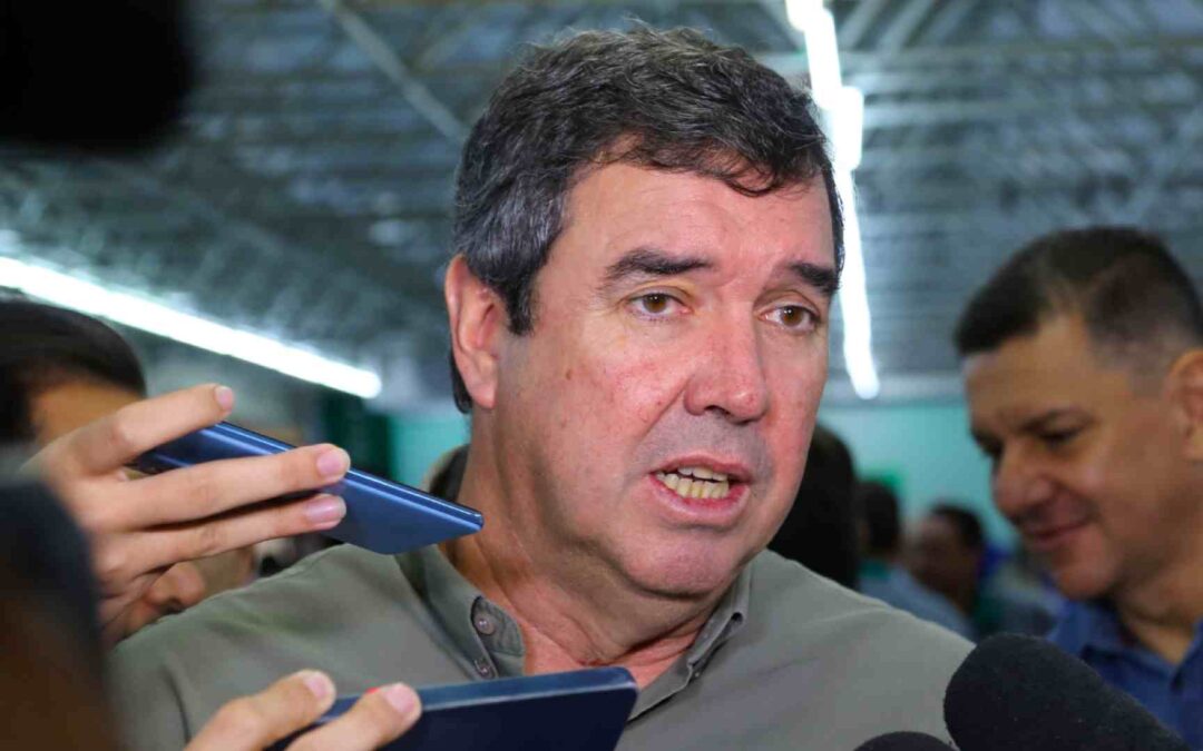 Servidores públicos de Mato Grosso do Sul terão reajuste pelo IPCA, promete Riedel