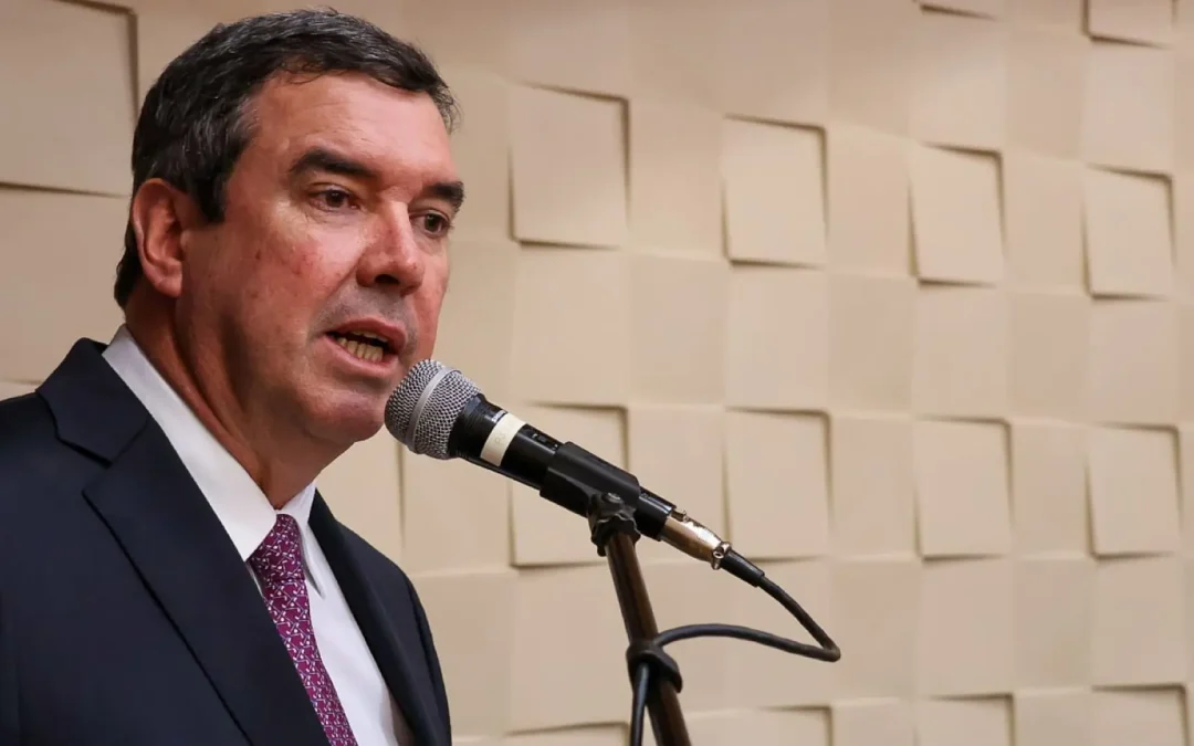 Governo do Estado confirma reajuste salarial de 5% aos servidores públicos