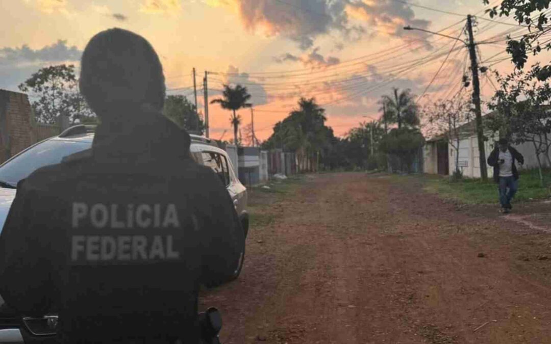 Operação da PF mira empresa que fraudava registro em comércio de armas em Campo Grande