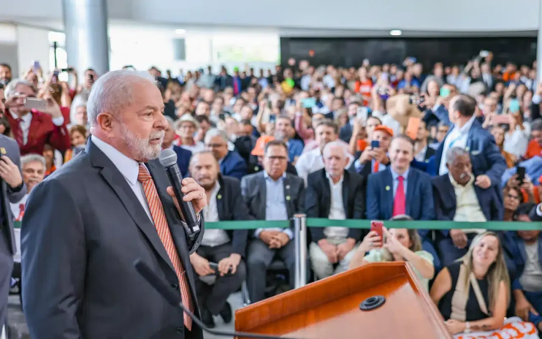 Após viajar para 18 estados em 2023, Lula diz que espera visitar todos em 2024