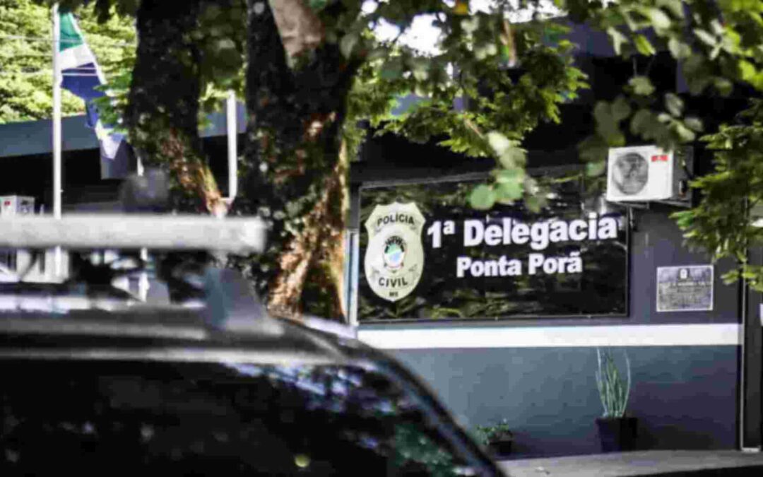 Homem é preso após espancar pai com socos e furtar cartões bancários: ‘eu sou do PCC’