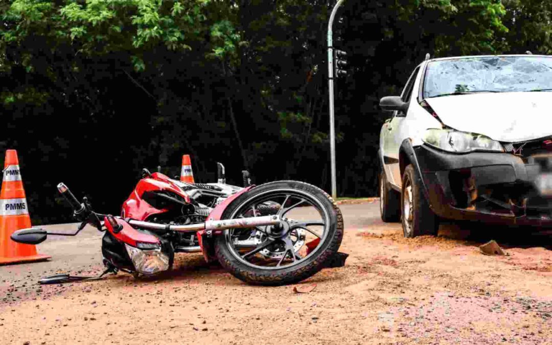 Bebê de oito meses transportado em moto morre após acidente em Campo Grande