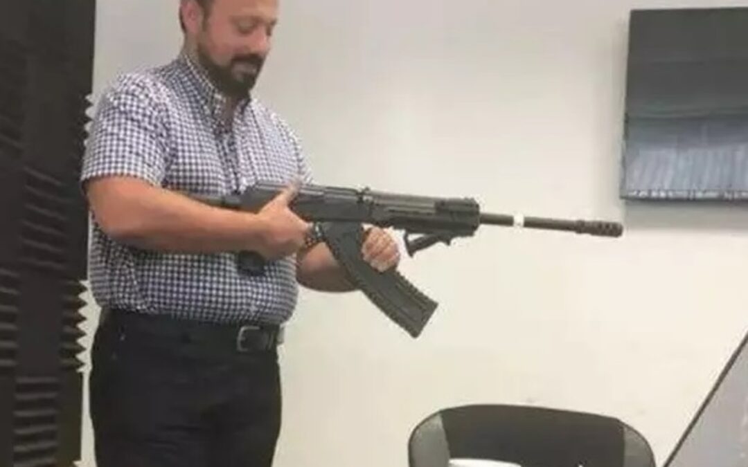 Maior contrabandista de armas da América do Sul que atuava na fronteira consegue fugir