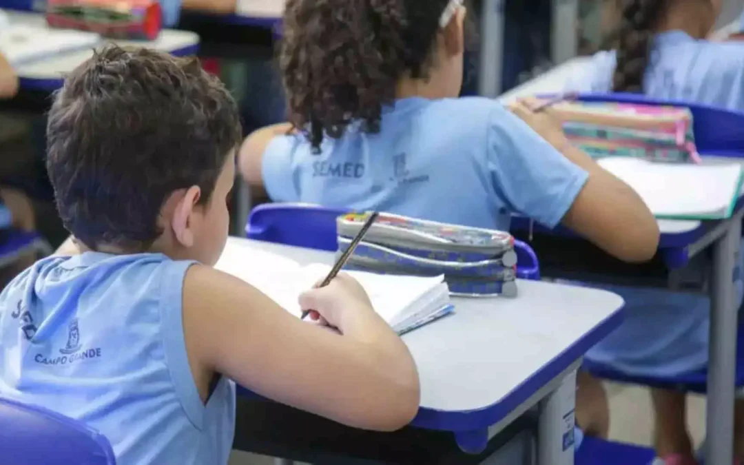 Em Campo Grande, aulas retornam nesta quinta-feira para 105 mil alunos da rede municipal