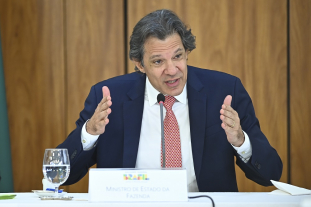 Governo propõe revisão nas metas fiscais para os próximos anos e projeta déficit zero em 2025