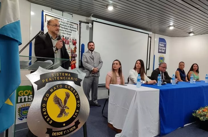 Estados do Centro-Oeste discutem em MS diretrizes para o tratamento penal de detentas e egressas no triênio