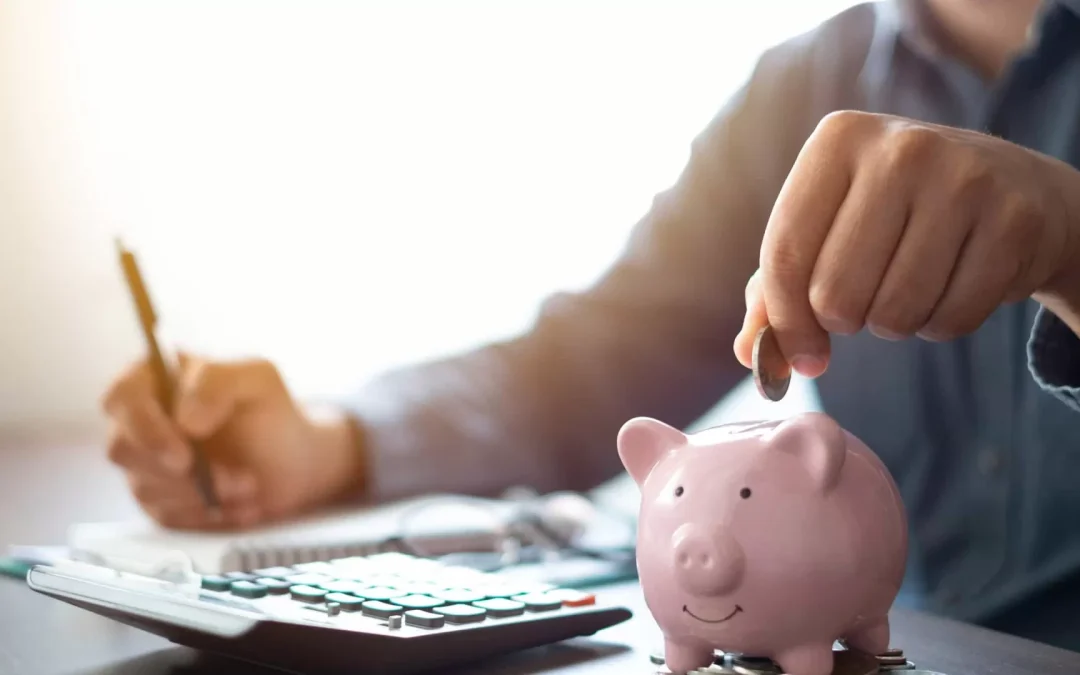 Renda fixa cresce mesmo com queda na Selic, e especialistas indicam melhores opções