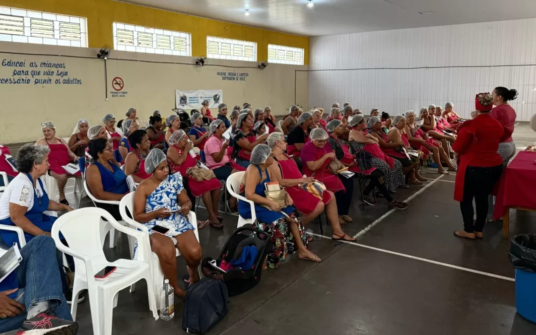 FAC promove curso de panetone e bolo red velvet no Bairro Coophatrabalho