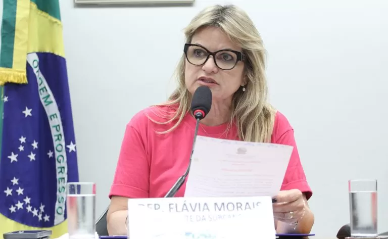 Comissão aprova projeto que atualiza ECA para proibir trabalho de menor de 16 anos