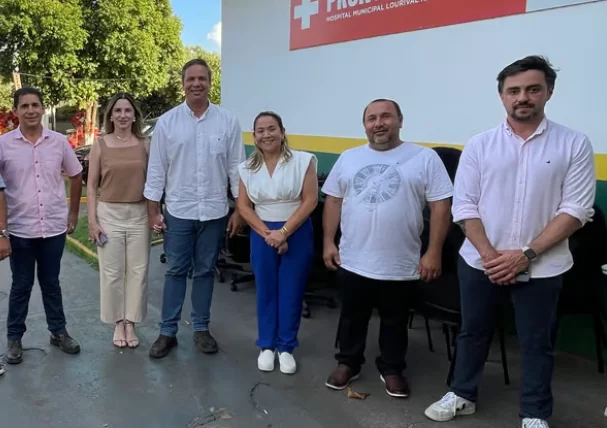 Lia Nogueira entrega equipamentos ao Hospital Municipal Lourival de Itaporã