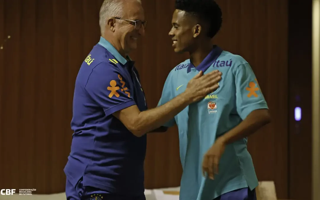 Seleção se apresenta em Brasília para jogo das Eliminatórias na quinta