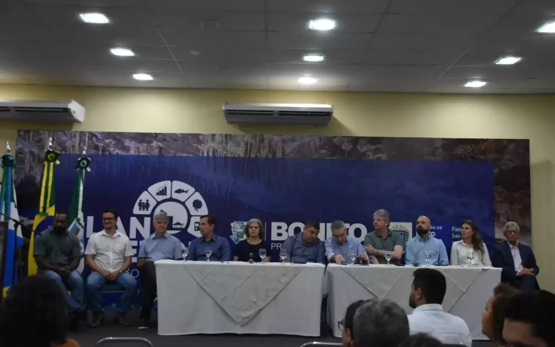 Fiems apresenta proposta na primeira audiência pública de revisão de plano diretor de Bonito