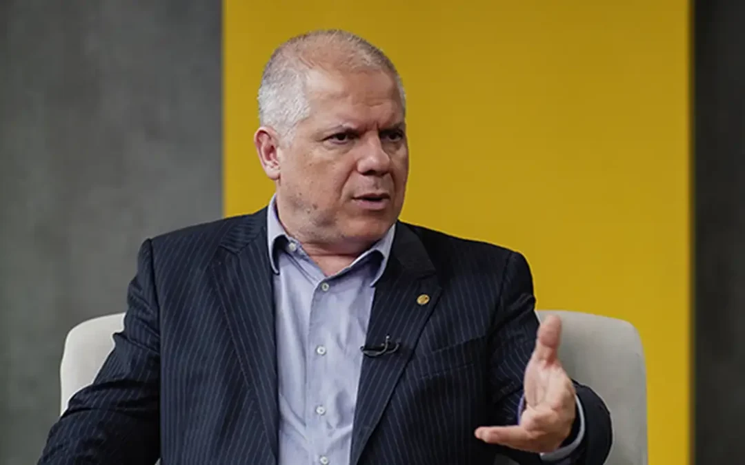 Presidente do INSS é exonerado após suspeita de fraudes 