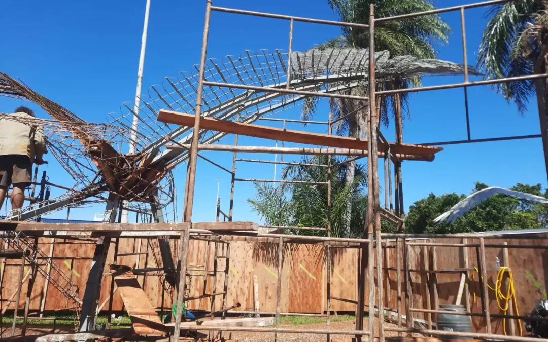 Sicredi e Aena avançam na revitalização do Monumento dos Tuiuiús no Aeroporto de Campo Grande