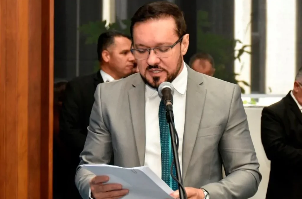 Campanha “Namoro Sem Violência” é proposta para prevenir abusos