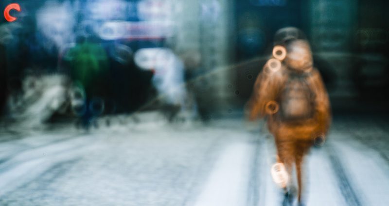 Alterações visuais repentinas exigem avaliação rápida, alerta oftalmologista