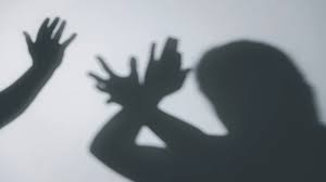 Governo lança projeto que alerta vítimas sobre aproximação de agressor por meio de relógio