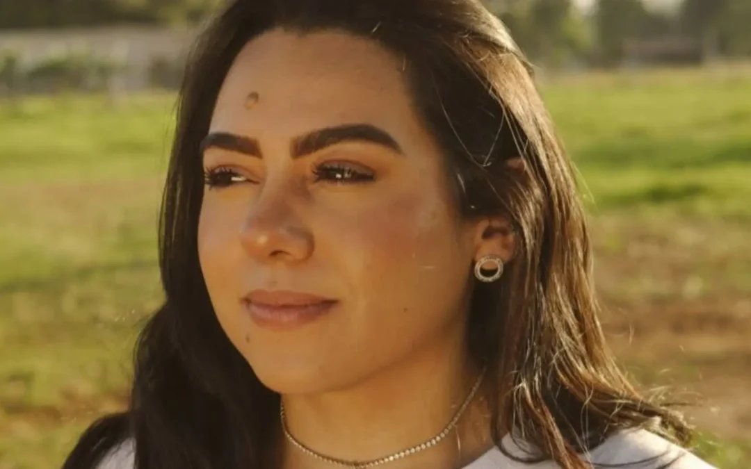 Mais de 40 mil votos aos 27 anos: Cassy emerge como nova força política em MS
